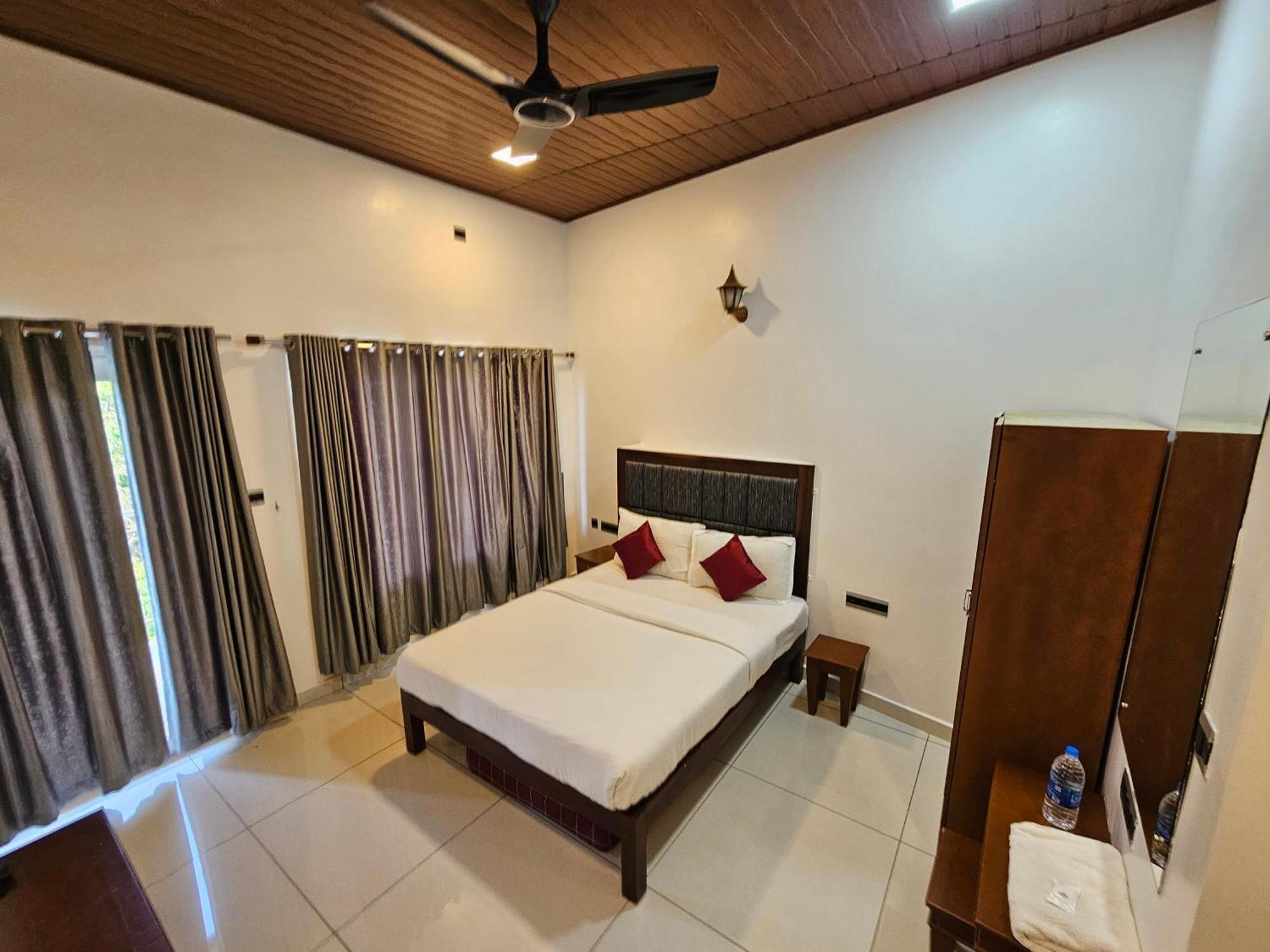 Bed and Breakfast Misty Bush Муннар Экстерьер фото